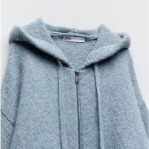 Zara blue sweater size M-L large sleeves